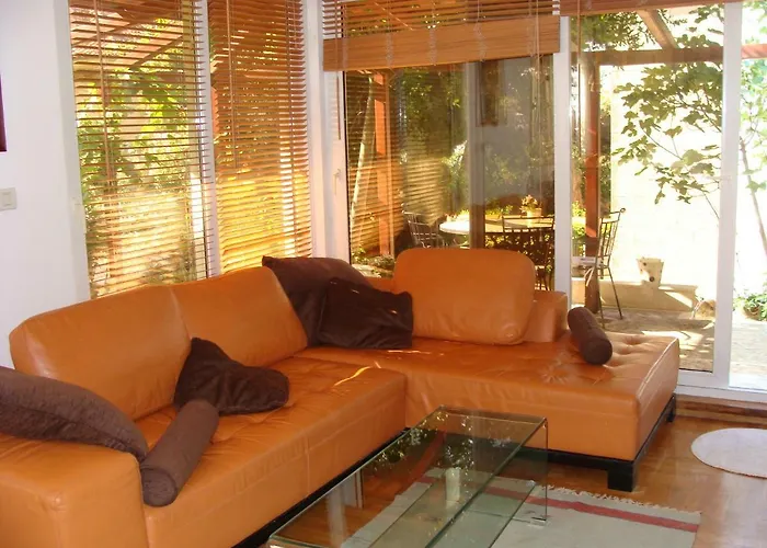 Calypso アパート