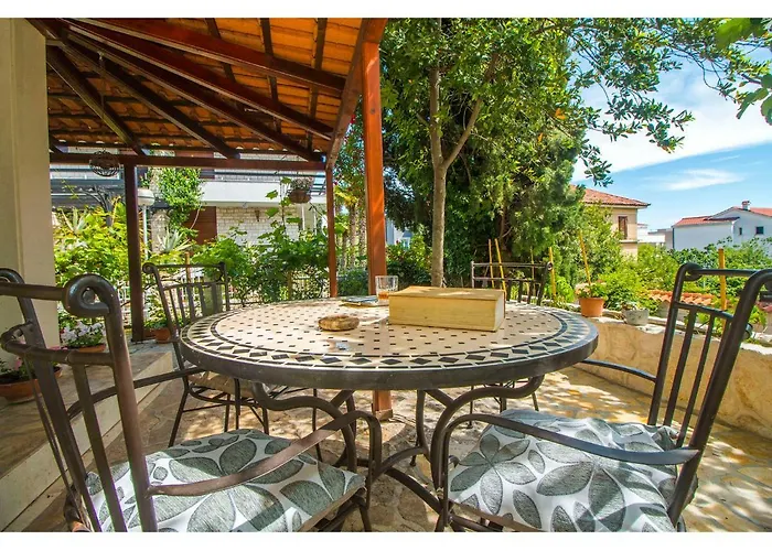 Calypso アパート